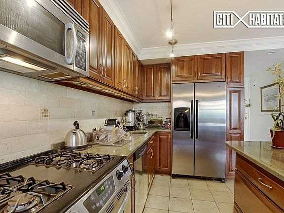 5th image of 382 Central Park W APT 4A