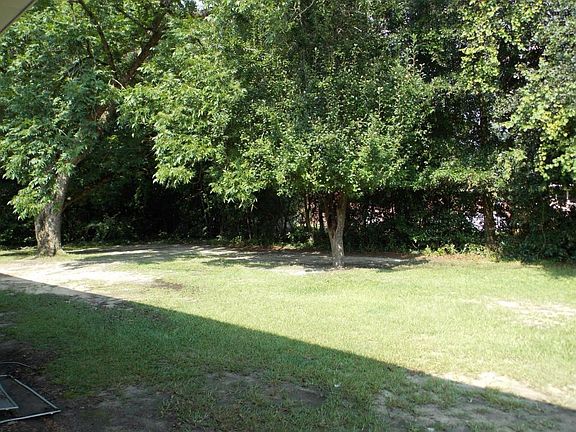 3rd image of 1504 Bland Ave