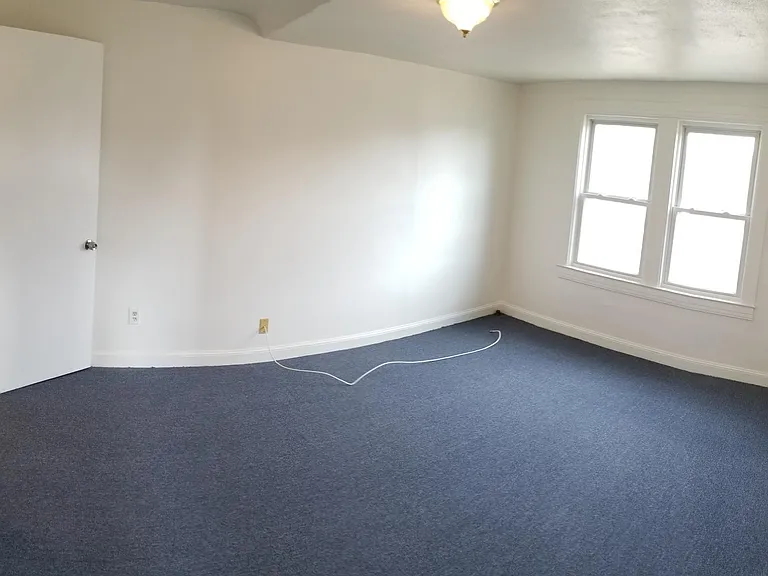 389 Main St #3 — Photo 3