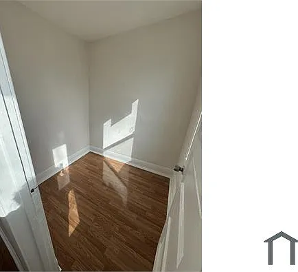 8444 S Buffalo Ave — Photo 6