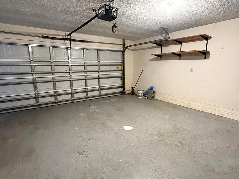3019 Keats Dr — Photo 23