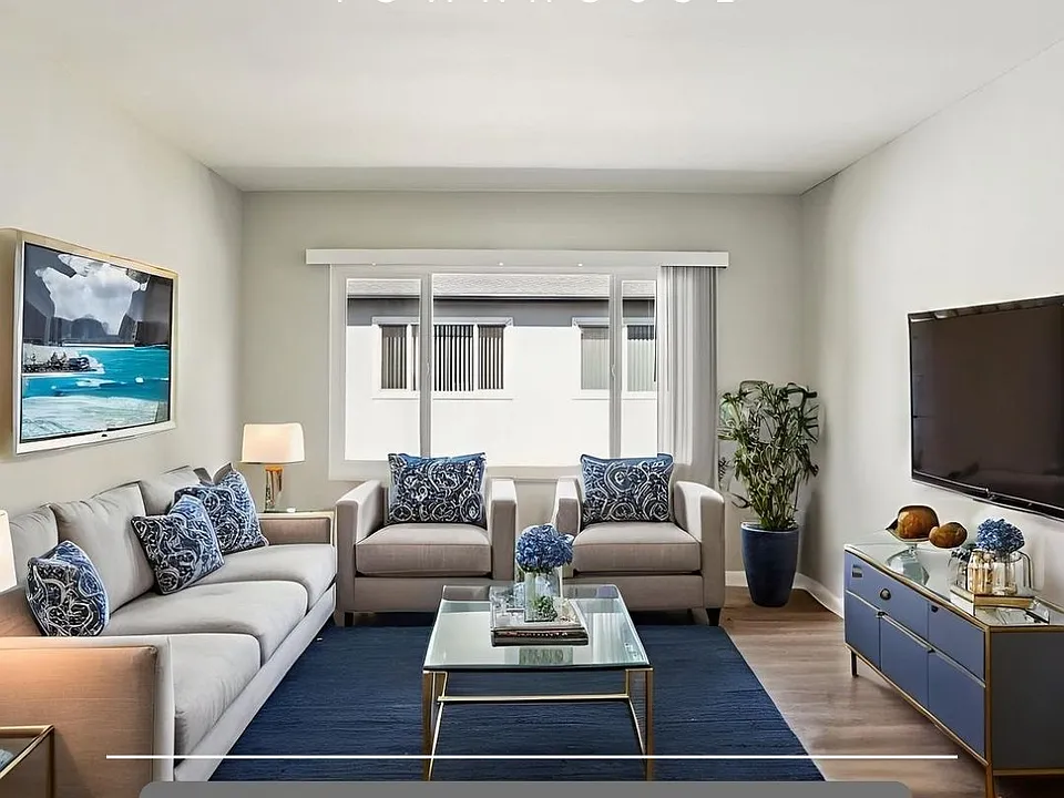 Ladera Townhouse