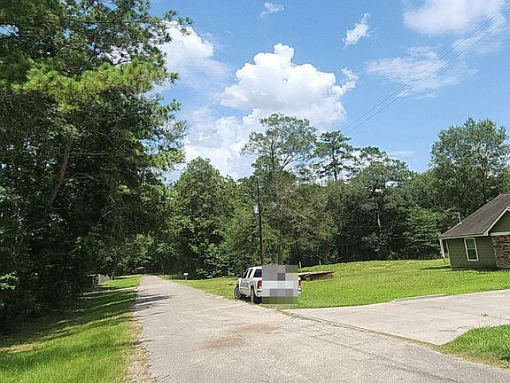 4th image of 25640 Forest Ln