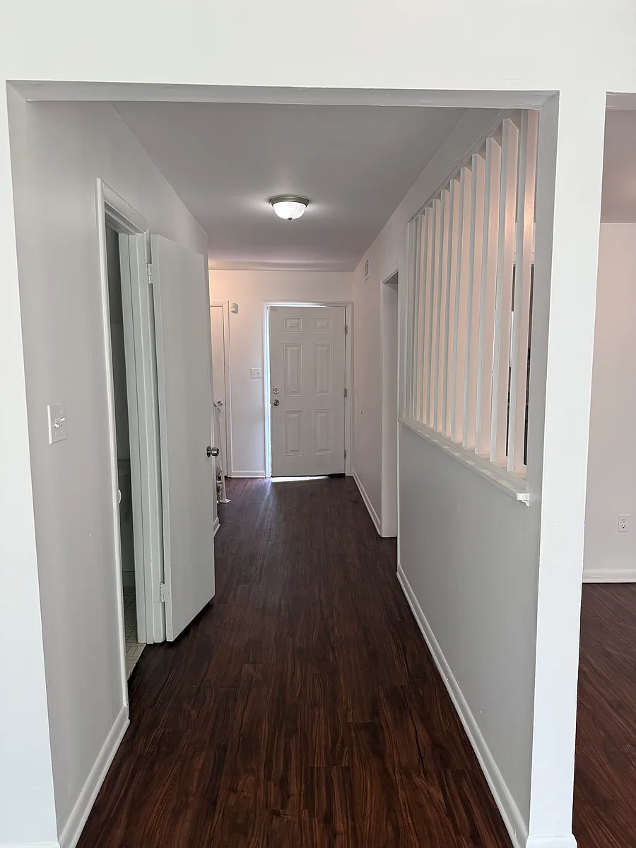 Building Photo - 904 Milstead Rd #22