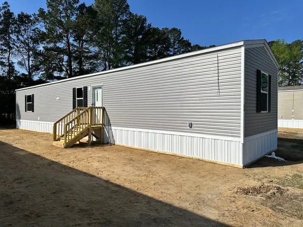 3525 E Elizabethtown Rd, Lumberton, NC