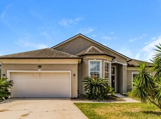 8270 Lake Effie Ln E, Jacksonville, FL 32277