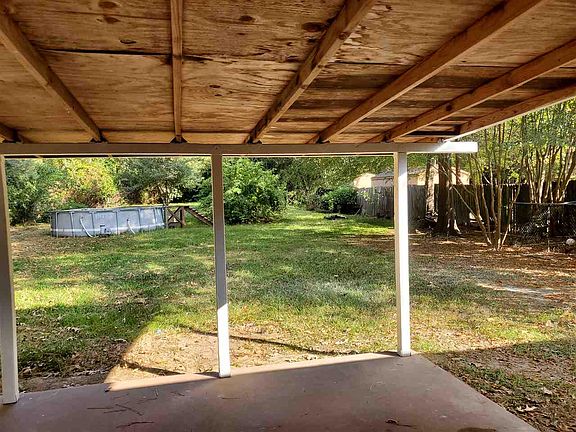 5th image of 3616 Sabine Ave