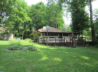 1515 Appletree Ln, Wilmington, DE 19810