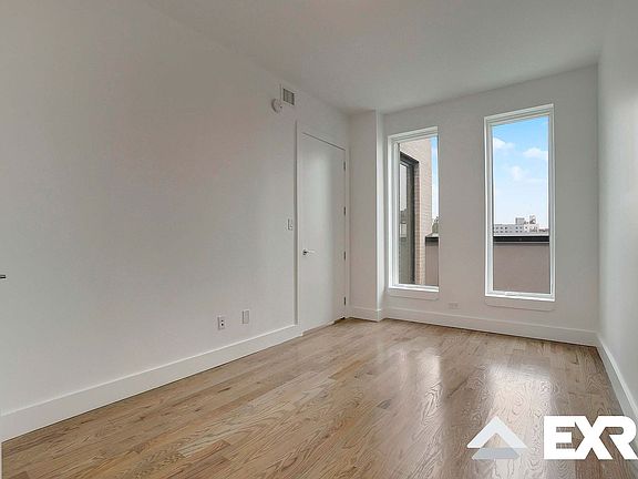 4th image of 150 Erasmus St #503