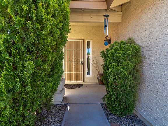 4th image of 4125 W Gary Dr