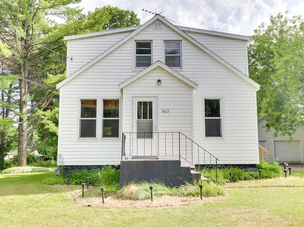 6413 W Duluth Pl, Sturgeon Bay, WI 54235