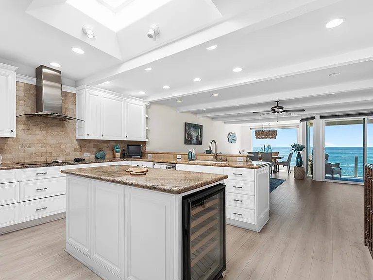 11844 Beach Club Way — Photo 10