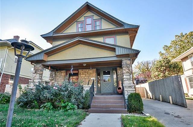 1st image of 4146 Mercier St
