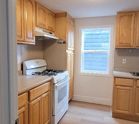 4th image of 369 Alvarado St #A