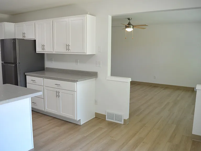 2305 McKenna Blvd — Photo 10