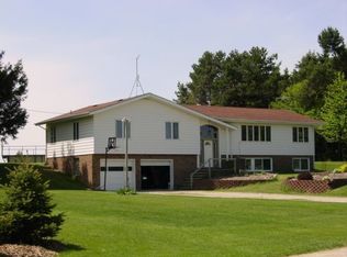 2990 Applegate Rd, Applegate, MI 48401