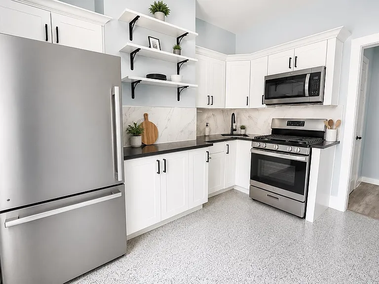 286 Grant Ave #2 — Photo 14