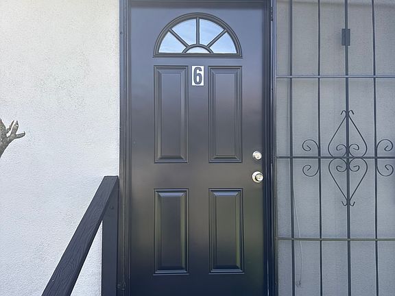 3rd image of 7622 Crescent Ave APT 6