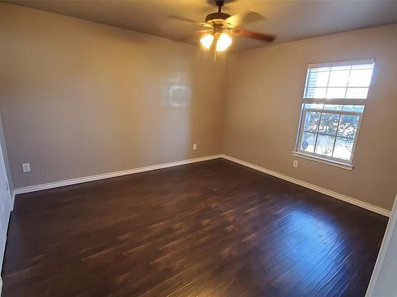4th image of 4608 Mountain Oak St