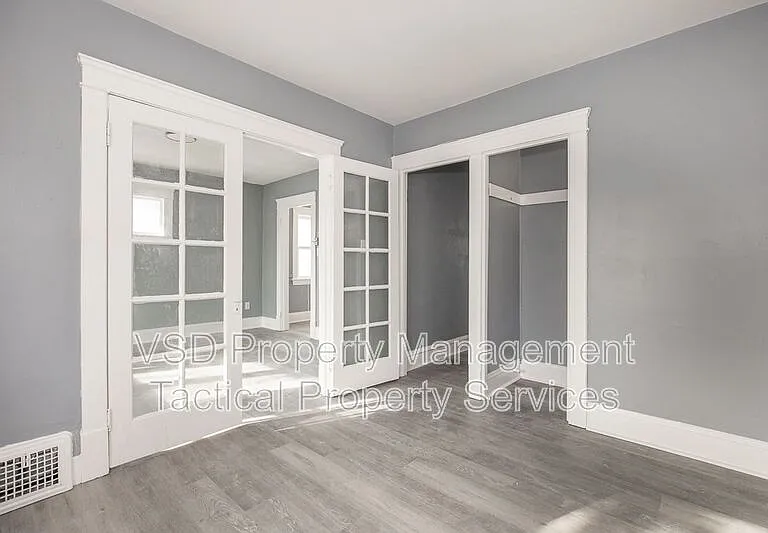11429 Lardet Ave #UP — Photo 2