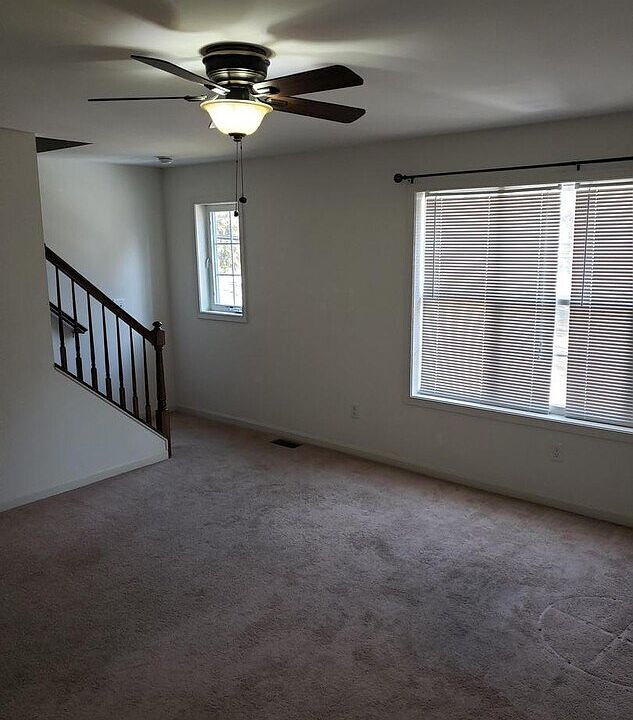 2nd image of 4 Orange St APT A
