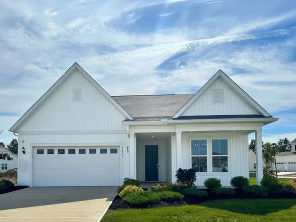 33361 Midship Dr, Avon Lake, OH 44012