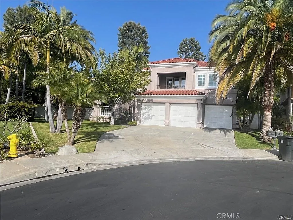 4 bed, 4130 sqft, $11,000 — Photo 2