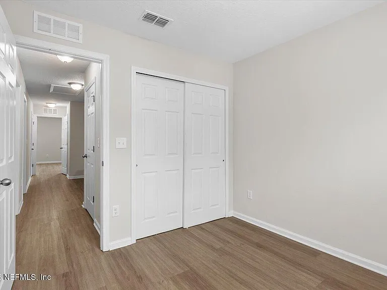 8206 Halls Hammock Ct — Photo 20