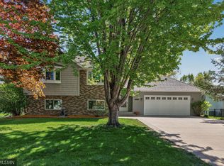 5018 Lemire Ln, White Bear Lake, MN 55110