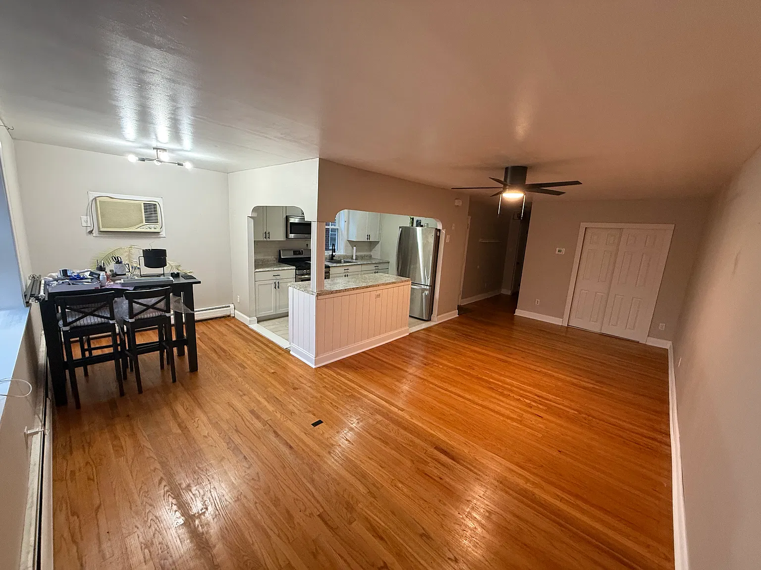 2 bed, $1,600 — Photo 2