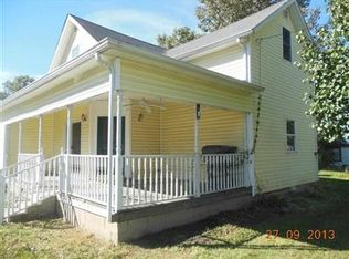 44 N Sycamore St, Redkey, IN 47373