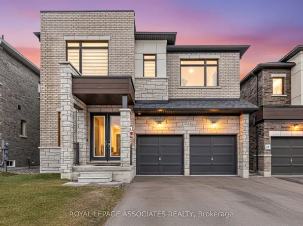 2215 Beckman Cres, Oshawa, ON L1L 0W8