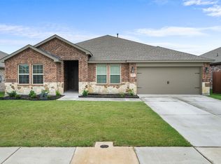 1913 Hampton St, Anna, TX 75409