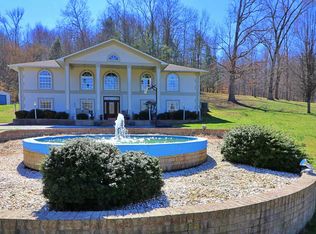 2056 Baker Hwy, Huntsville, TN 37756