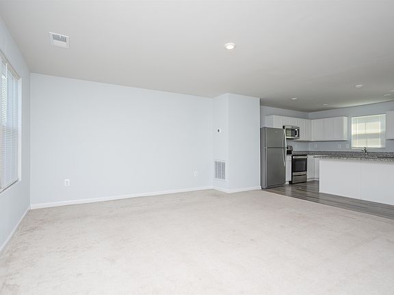 4th image of 2065 Tailor Dr
