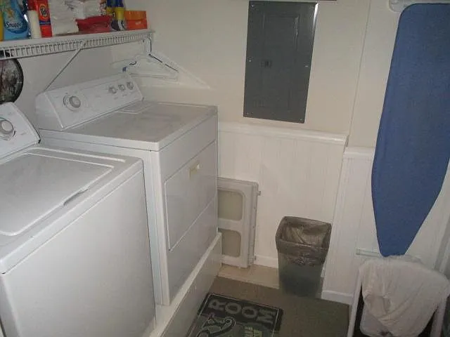 324 Ballston Ave — Photo 9