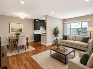 7741 Romaine St #9, Los Angeles, CA 90046