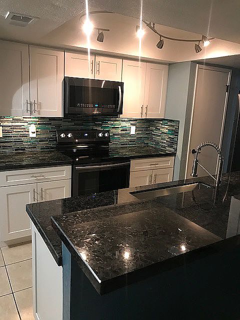 1st image of 1841 Montana Vis