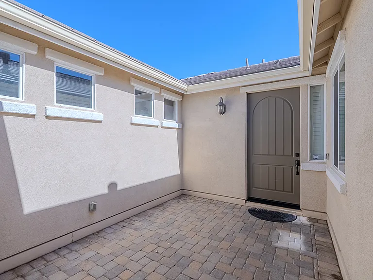 1040 S University Park Loop — Photo 45
