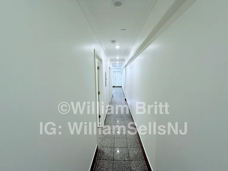 377 Danforth Ave #A9 — Photo 14