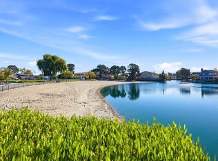 1190 Flying Fish St, Foster City, CA 94404