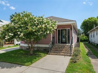 8525 Pritchard Pl, New Orleans, LA 70118