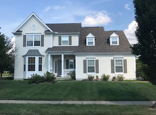 4996 Snowy Creek Dr, Grove City, OH 43123