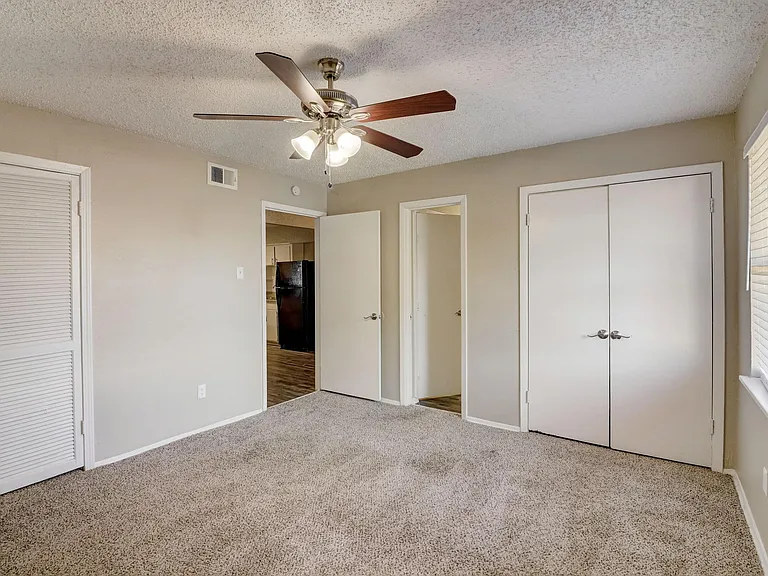 Polk Villas — Photo 30