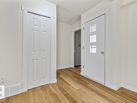 2nd image of 10415 98th Ave