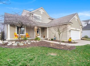 6687 Winter Creek Rd, Norton Shores, MI 49444