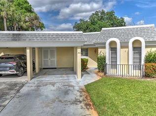 9 Park Lane Cir, Lehigh Acres, FL 33936