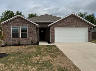 328 Texas Ave, Farmington, AR 72730