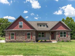 104 Millstone Dr, Campobello, SC 29322