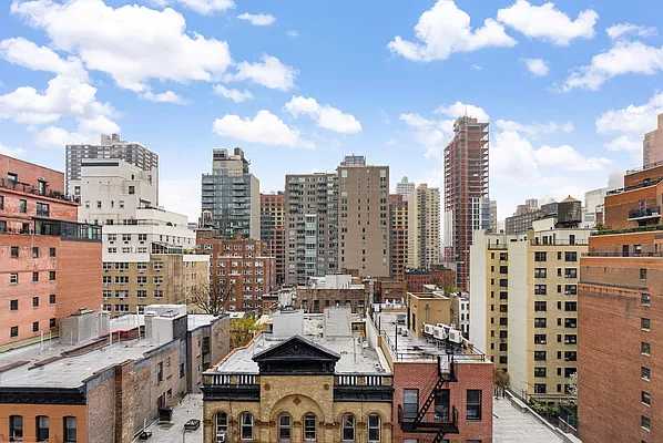 Sold by Compass | media 8